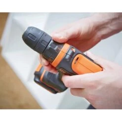 Black & Decker Black+Decker 10,8 V Akku-Bohrschrauber BDCDD12KB Inkl. 1,5 Ah Akkus Mit Koffer -Berühmter Werkzeug Geschäft 200830 2012 8