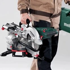 Metabo Zug- & Kappsäge KGS 216 M Set Inkl. 2 Hartmetall-Sägeblättern 1.200 W -Berühmter Werkzeug Geschäft 3492493 CU07