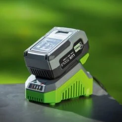 LUX 1 PowerSystem Starter-Set Mit 20 V 4 Ah Li-Ion Akku Und Schnellladegerät -Berühmter Werkzeug Geschäft 4007871960347 A 01