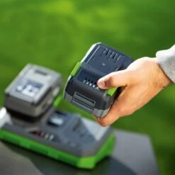 LUX 1 PowerSystem Starter-Set Mit 20 V 4 Ah Li-Ion Akku Und Schnellladegerät -Berühmter Werkzeug Geschäft 4007871960347 A 03