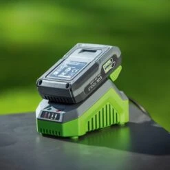 LUX 1 PowerSystem Starter-Set Mit 20 V 2 Ah Li-Ion Akku Und Schnellladegerät -Berühmter Werkzeug Geschäft 4007871960514 A 01 1