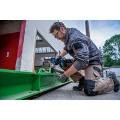 Bosch Professional Akku Drehschlagschrauber GDS 18V-450 Mit Bluetooth In L-Boxx 20 Bosch Professional Akku Drehschlagschrauber GDS 18V-450 Mit Bluetooth In L-Boxx -Berühmter Werkzeug Geschäft 4059952568027 4928 A 07