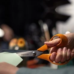 Fiskars Universalschere Classic S90 Länge 21 Cm -Berühmter Werkzeug Geschäft 6411501110404 4905 A 01