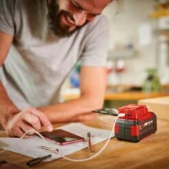 Einhell USB-Akku-Adapter TC-CP 18 Li USB-Solo -Berühmter Werkzeug Geschäft 651148 2171 03