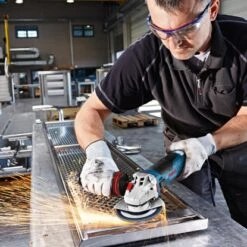 Bosch Professional Winkelschleifer GWS 1000 Mit 1.000 W -Berühmter Werkzeug Geschäft 750973 3058 2