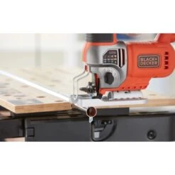 Black & Decker Black+Decker Elektronik-Pendelhub-Stichsäge BES610K 650W -Berühmter Werkzeug Geschäft 760753 2012 BES610KQS 05