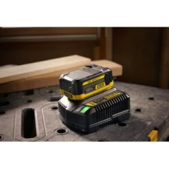 Stanley Fatmax Lithium-Ionen Ersatz-Akku V20 SFMCB204 18 V/4 Ah -Berühmter Werkzeug Geschäft 763531 2012 364
