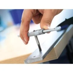 Berühmter Werkzeug Geschäft -Berühmter Werkzeug Geschäft 875019300 A01 260312 RET01