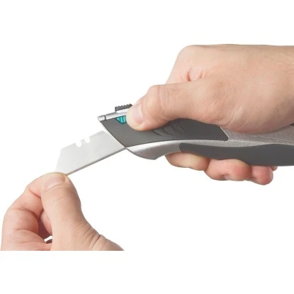 Wolfcraft Profi-Trapezklingen-Messer Autoload 8 Wolfcraft Profi-Trapezklingen-Messer Autoload – Bild 6