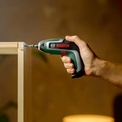 Bosch Akkuschrauber IXO 7 Set Inkl. Akku, Ladekabel, Box & Aufsätze 13 Bosch Akkuschrauber IXO 7 Set Inkl. Akku, Ladekabel, Box & Aufsätze – Bild 11